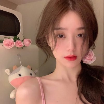 五年后，她与崽崽强势回归